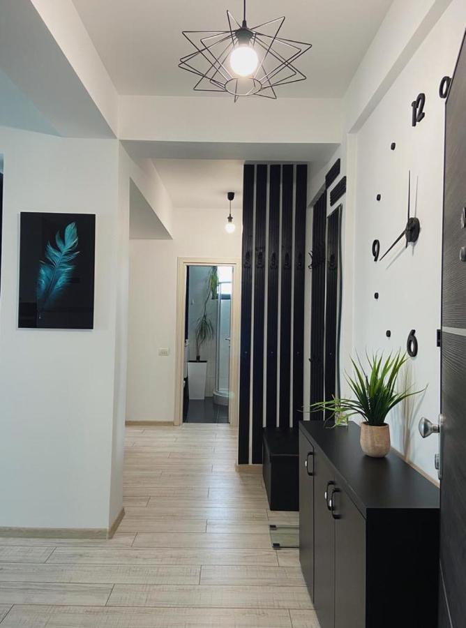 Peacock Apartament- Stefan Building Leilighet Năvodari Eksteriør bilde